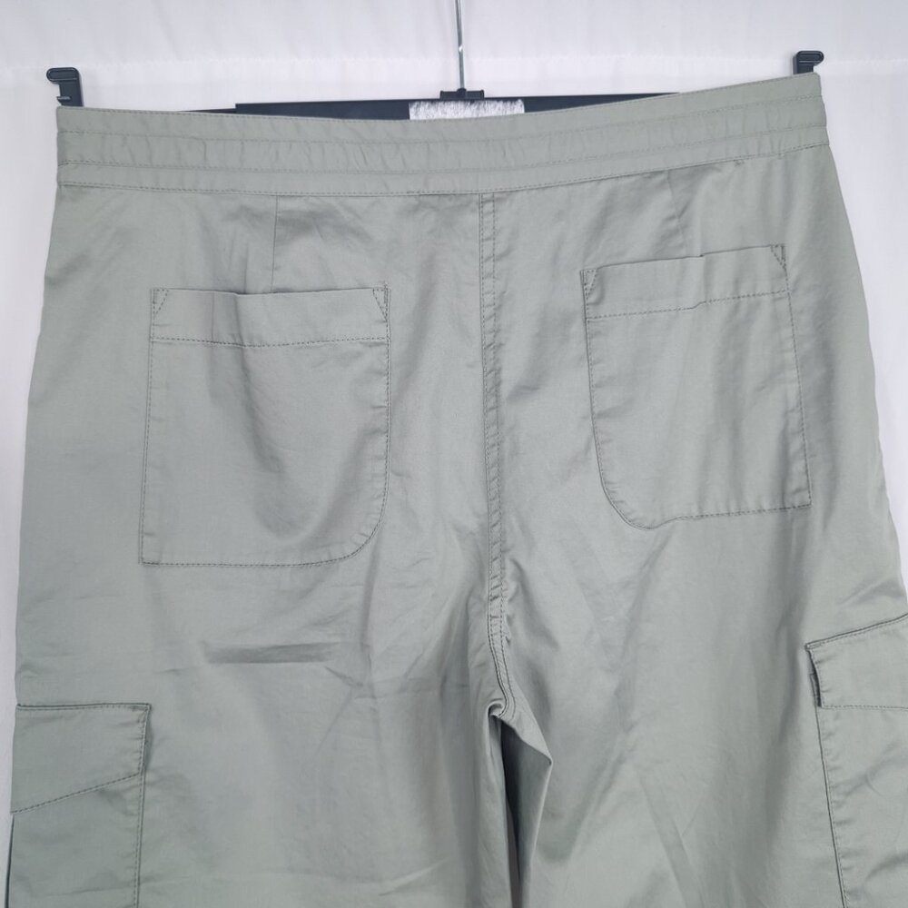 DKNY Green Cargo Pants Medium Outdoor NWT - Picture 7 of 12